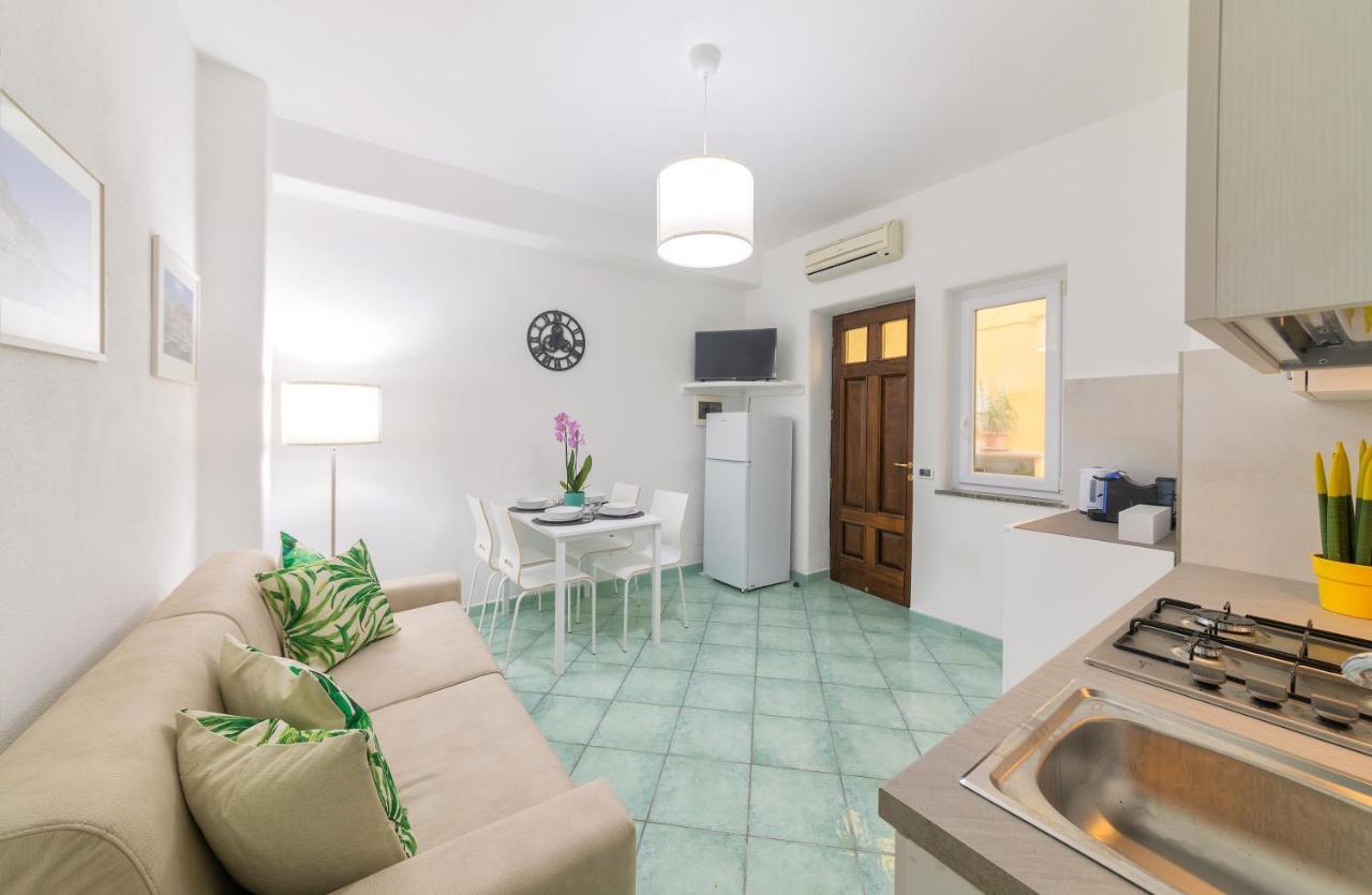 Lily'S Home Lacco Ameno  المظهر الخارجي الصورة
